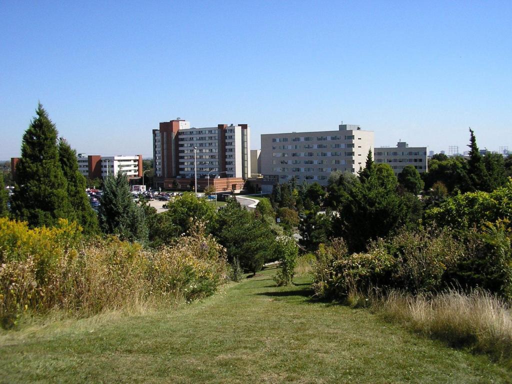 برامبتون Humber College North Campus Residence المظهر الخارجي الصورة